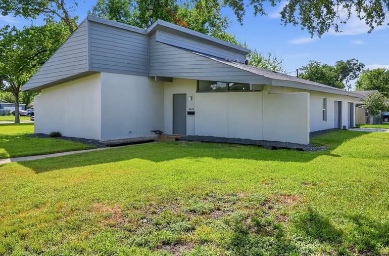 Photo of 2626 Knotty Oaks Trail, Houston, TX 77045