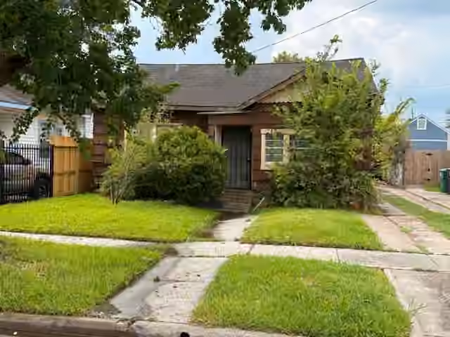 Photo of 5136 Leeland Street, Houston, TX 77023