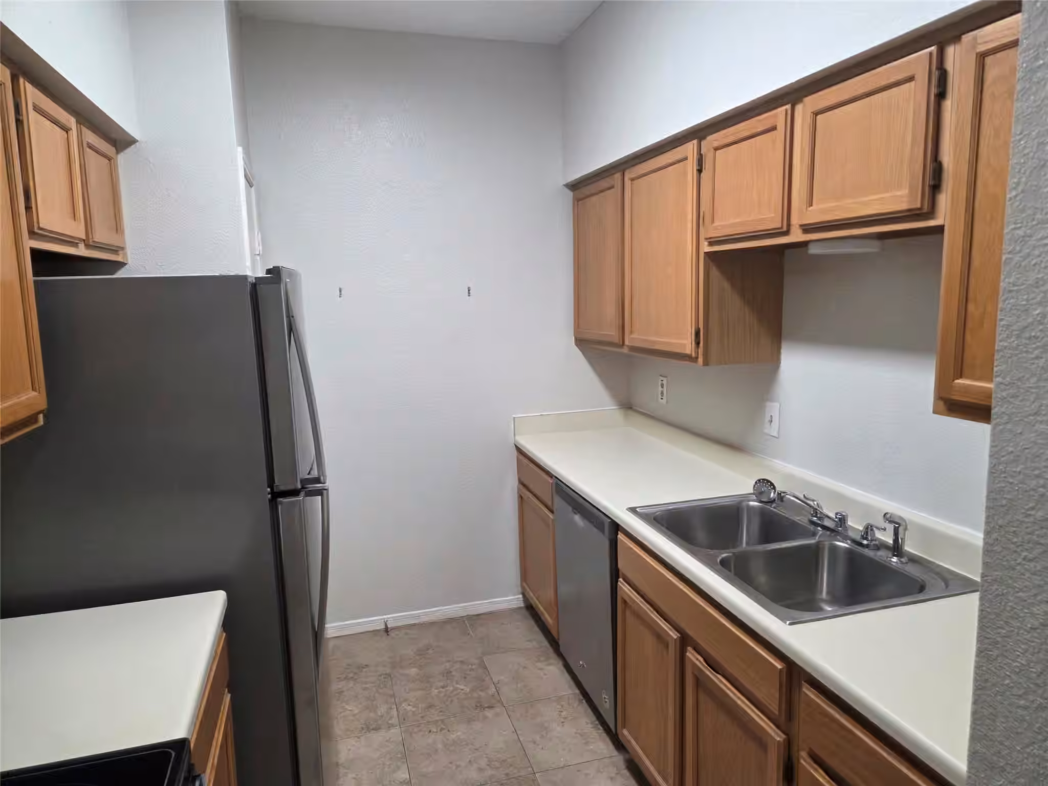 Photo 6 of 3780 Tanglewilde Street 106, Houston, TX