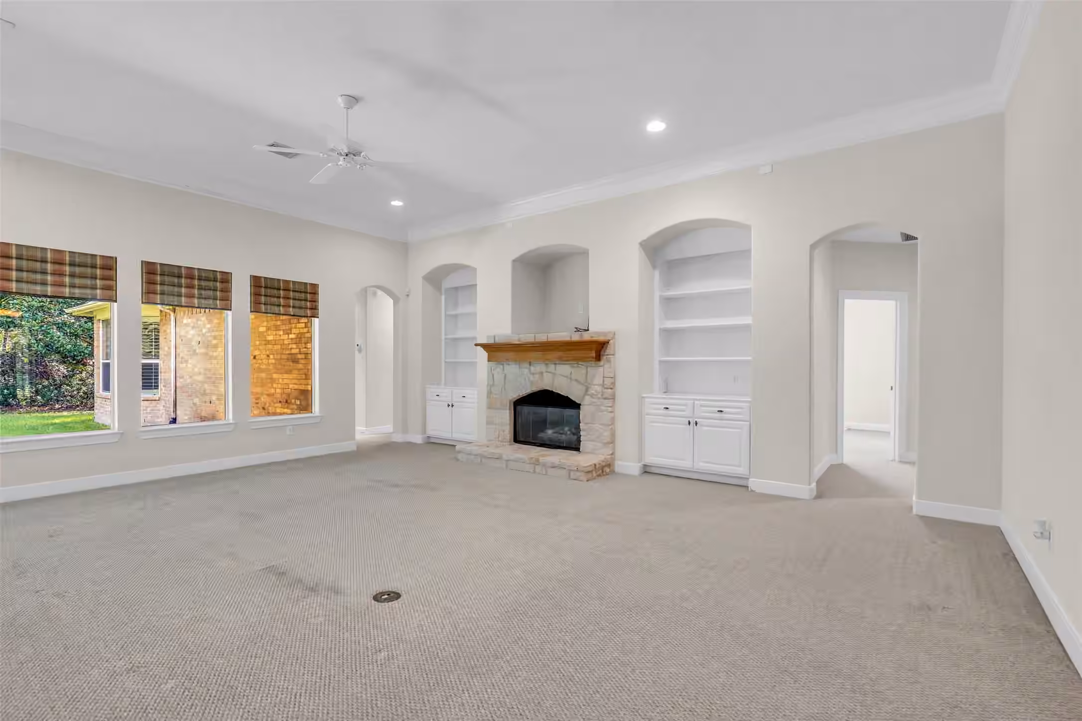 Photo 7 of 13275 Brookfield Lane, Conroe, TX 77302