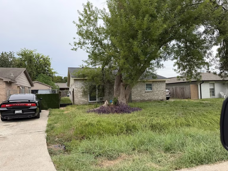 Photo of 5602 Gatewood Avenue, Houston, TX