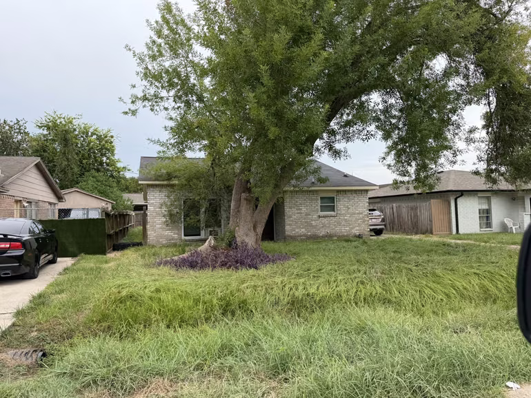 Photo 3 of 5602 Gatewood Avenue, Houston, TX