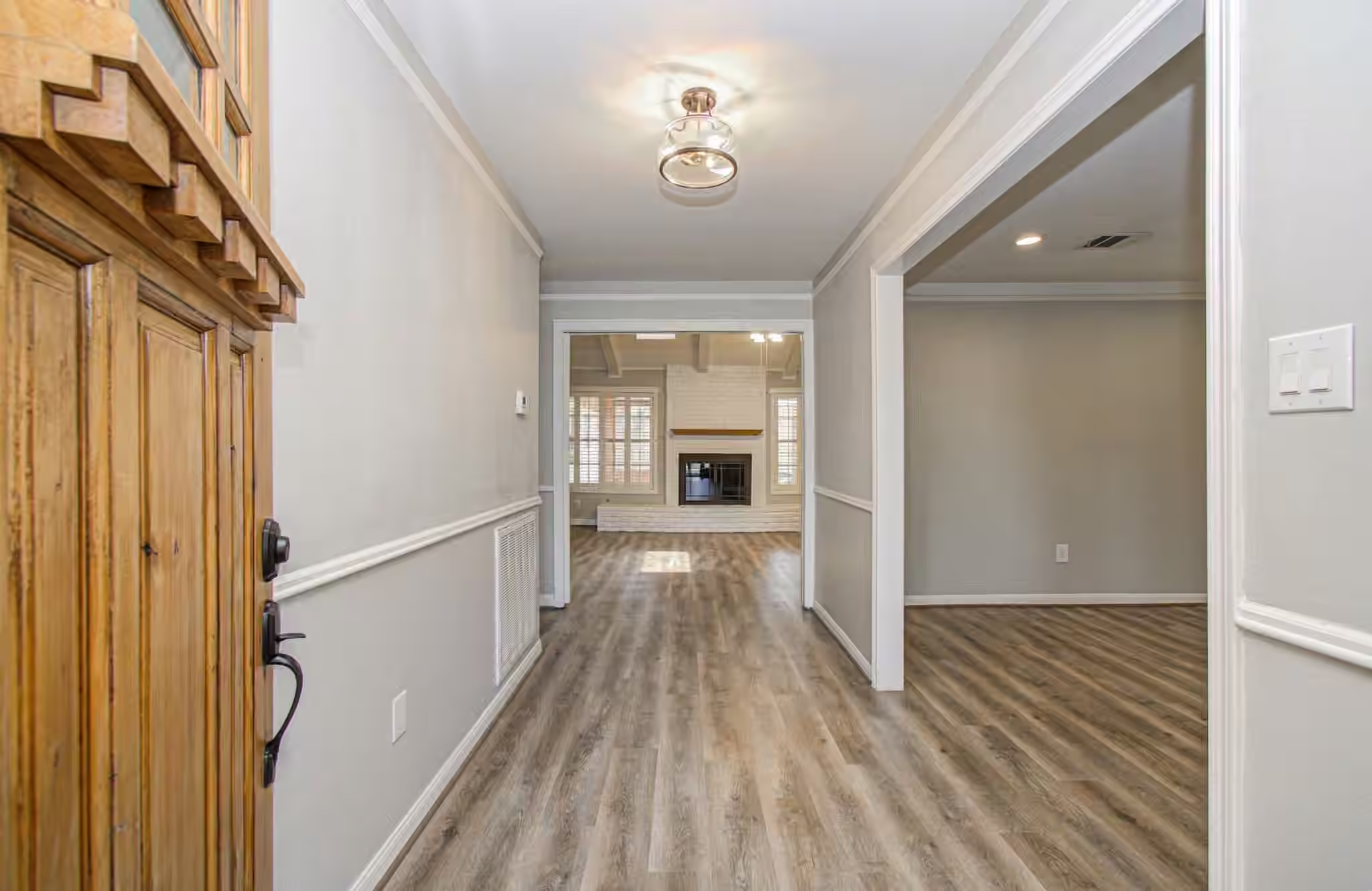 Photo 3 of 10715 Candlewood Drive, Houston, TX