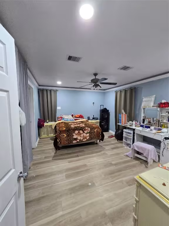 Photo of 908 County Road 340, Cleveland, TX 77327