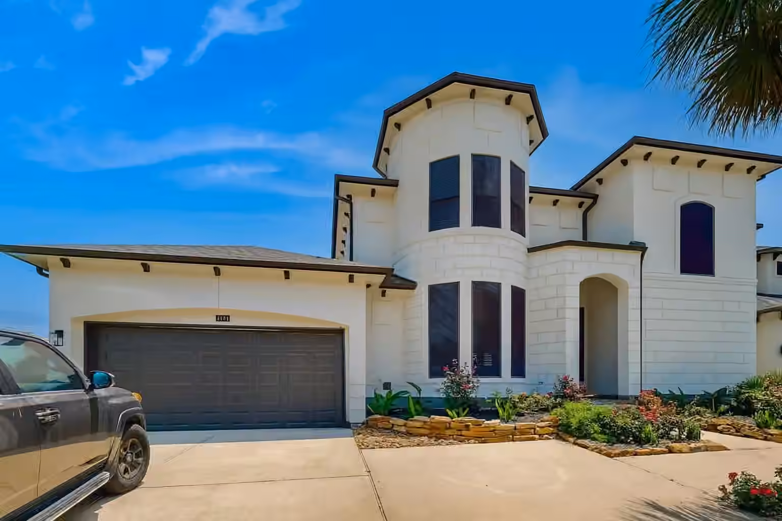 Photo 2 of 1834 Lakeside Drive, Seabrook, TX