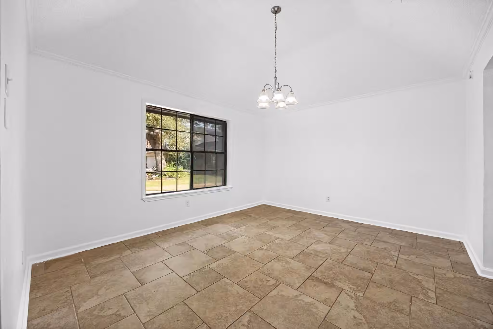 Photo 7 of 15638 Thornbrook Drive, Houston, TX