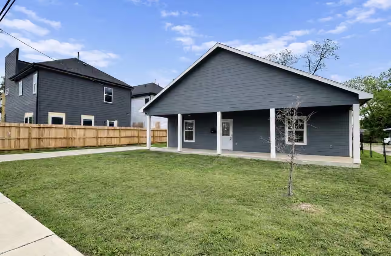Photo 2 of 5125 Larkspur Street, Houston, TX