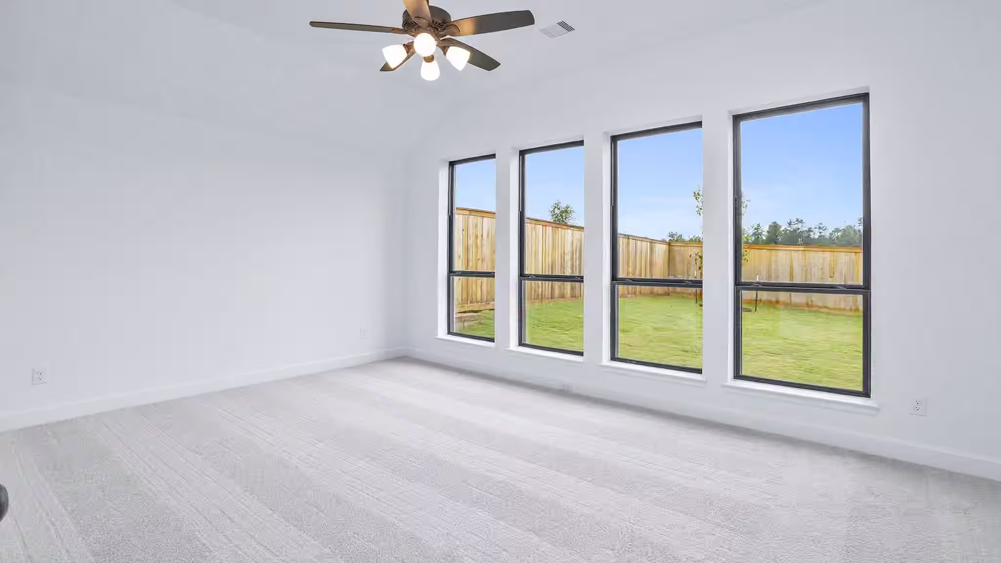 Photo 5 of 26929 South Ranch House Road, Montgomery, TX