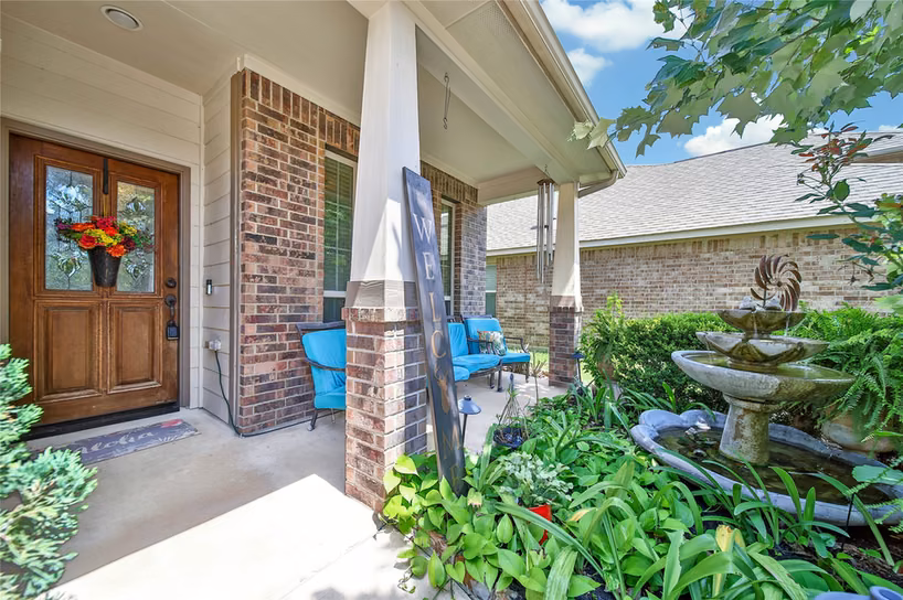Photo 2 of 23834 Willow Haven Drive, Spring, TX