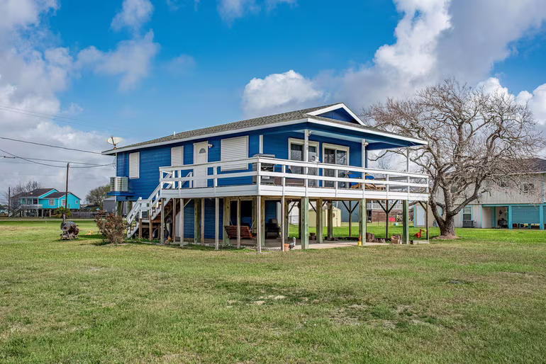 Photo of 448 Stovall Drive, Palacios, TX