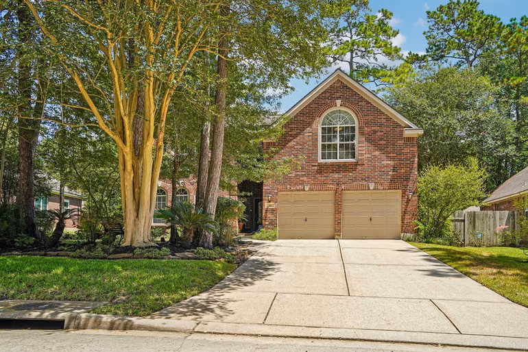 Photo 2 of 14 Serene Creek Place, The Woodlands, TX