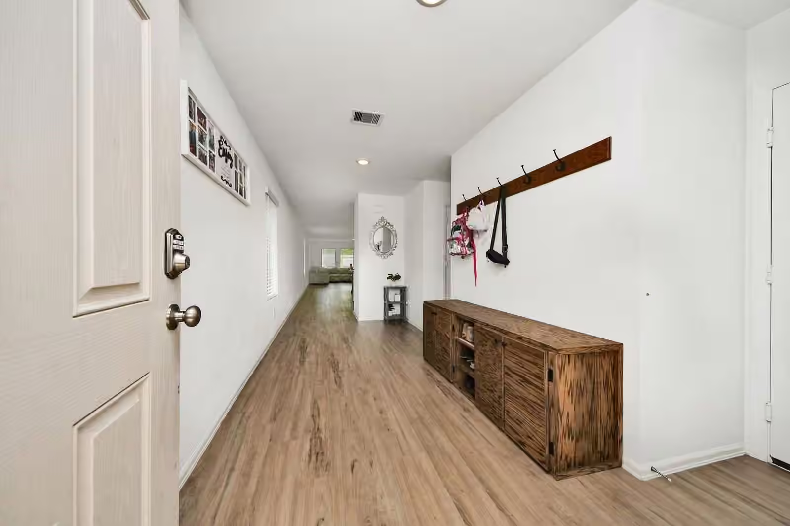 Photo 5 of 17847 Pemswood Drive, Hockley, TX