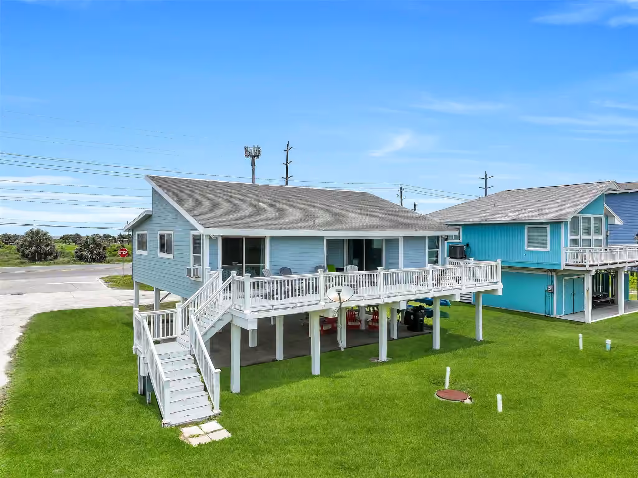 Photo 4 of 21423 Gulf Drive, Galveston, TX