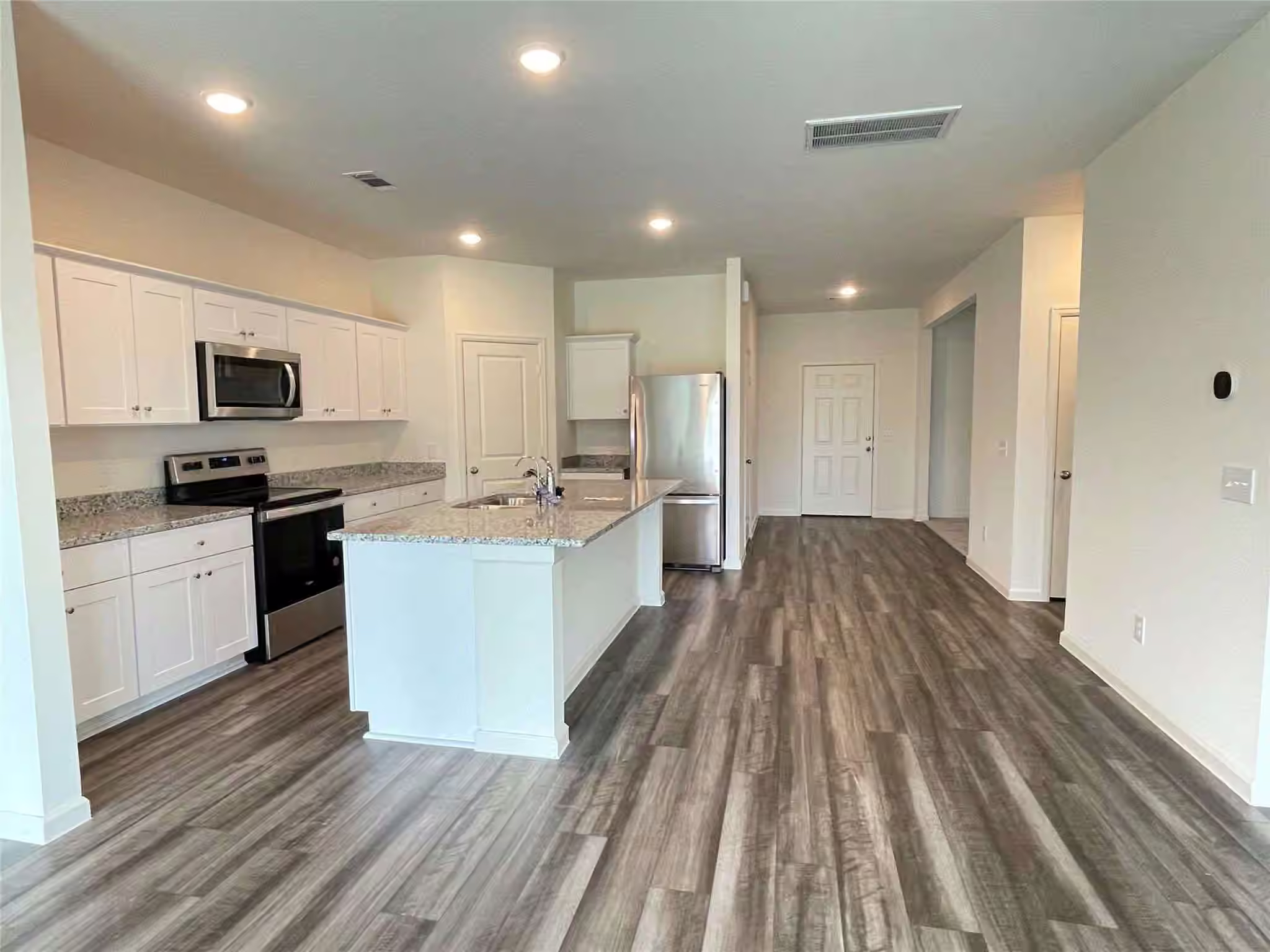 Photo 2 of 6206 Willow Sky Court, Porter, TX