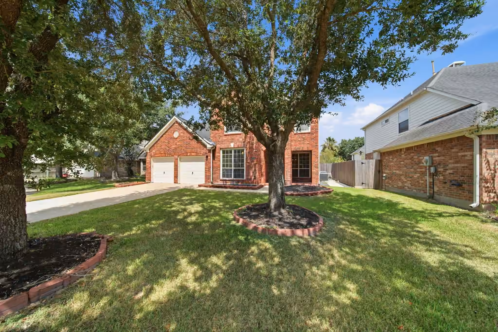 Photo 3 of 6030 Gablestone Lane, Katy, TX
