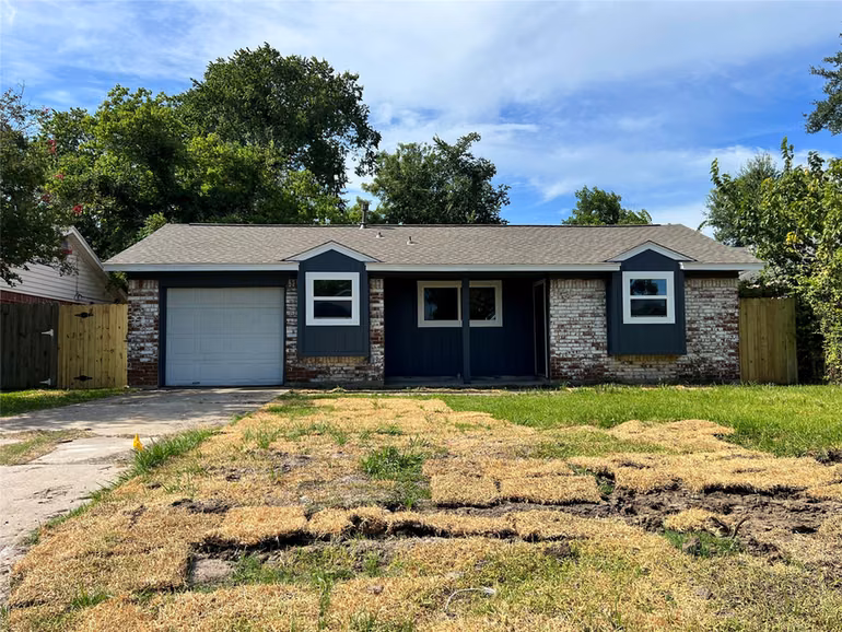 Photo of 17023 Sunshine Street, Houston, TX 77049