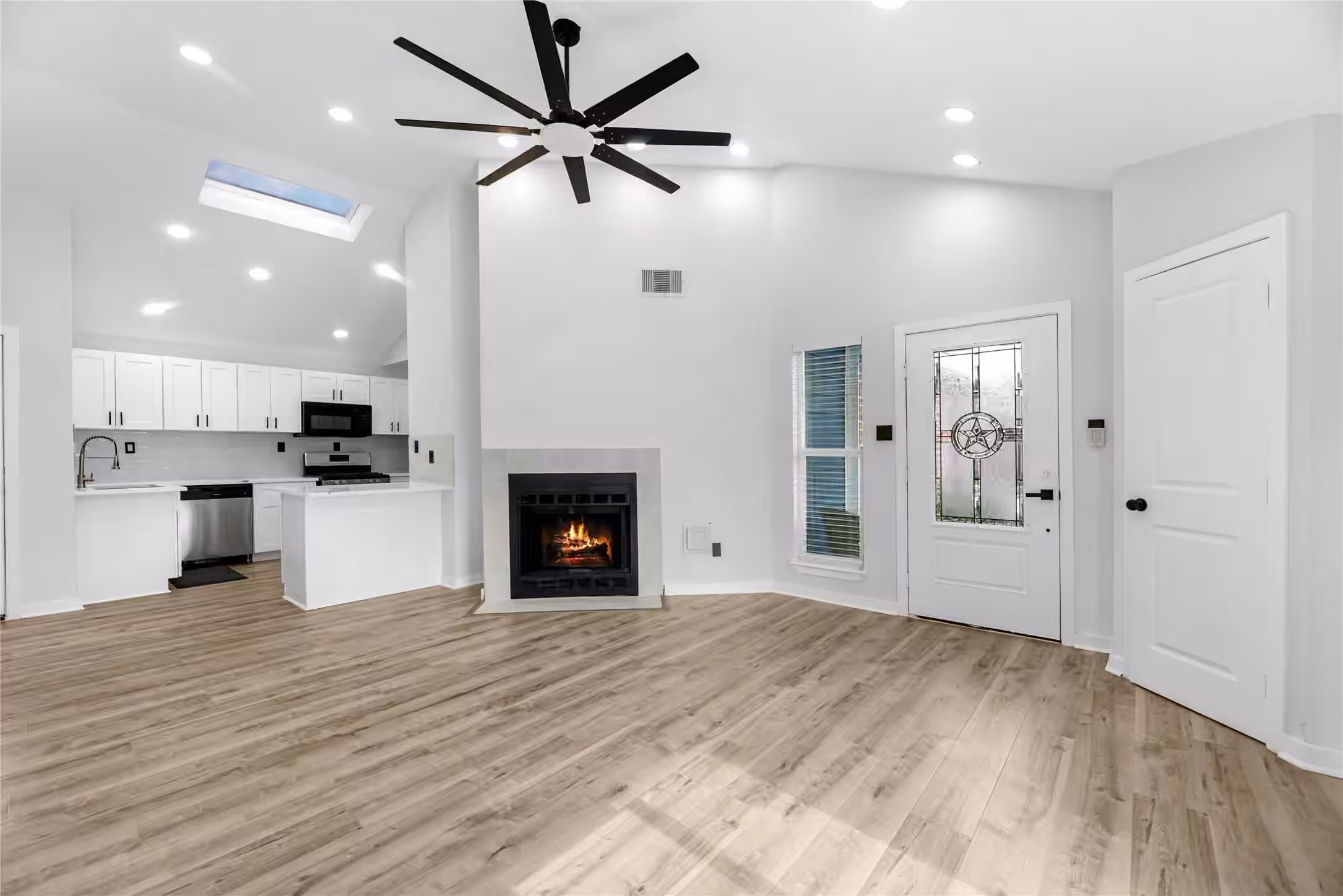 Photo 5 of 18503 Willow Moss Drive, Katy, TX