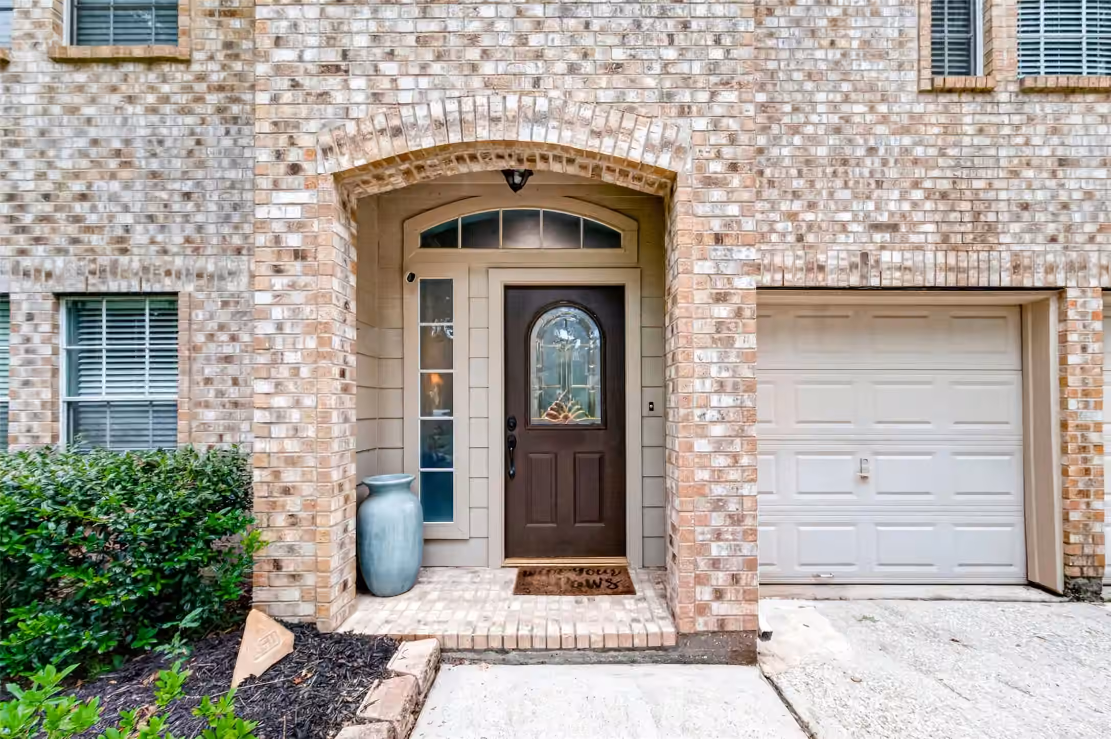 Photo 3 of 12923 Cambridge Eagle Drive, Houston, TX