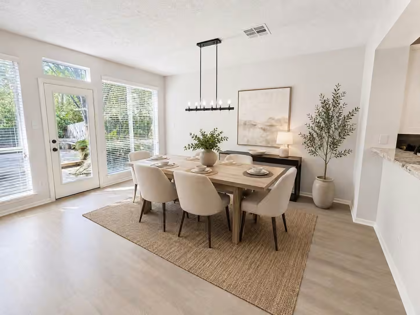 Photo 5 of 14 Valley Oaks Circle, The Woodlands, TX