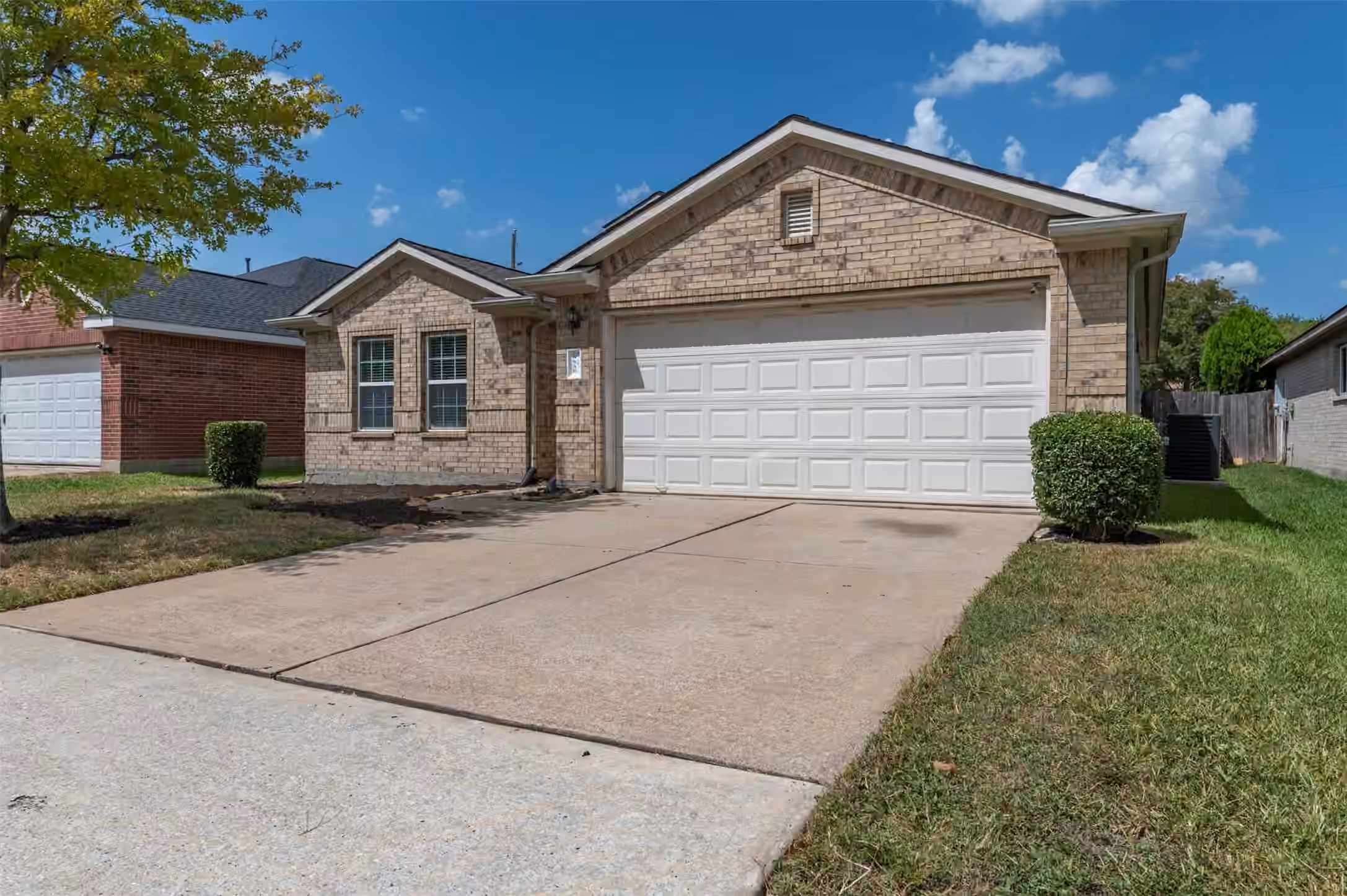 Photo 2 of 6530 Jasmine Arbor Lane, Houston, TX 77088