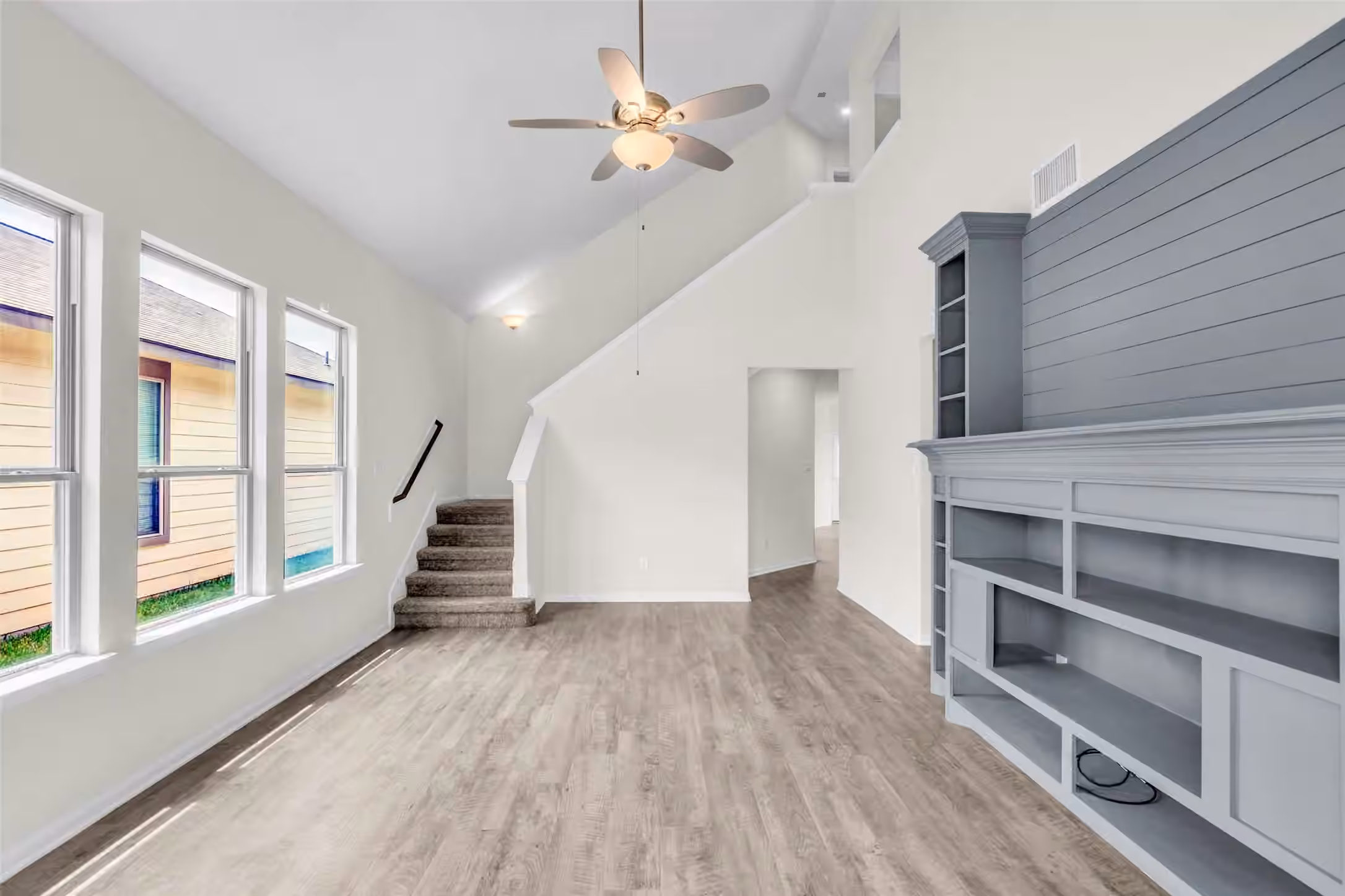 Photo 5 of 14211 Grand Hills Drive, Conroe, TX