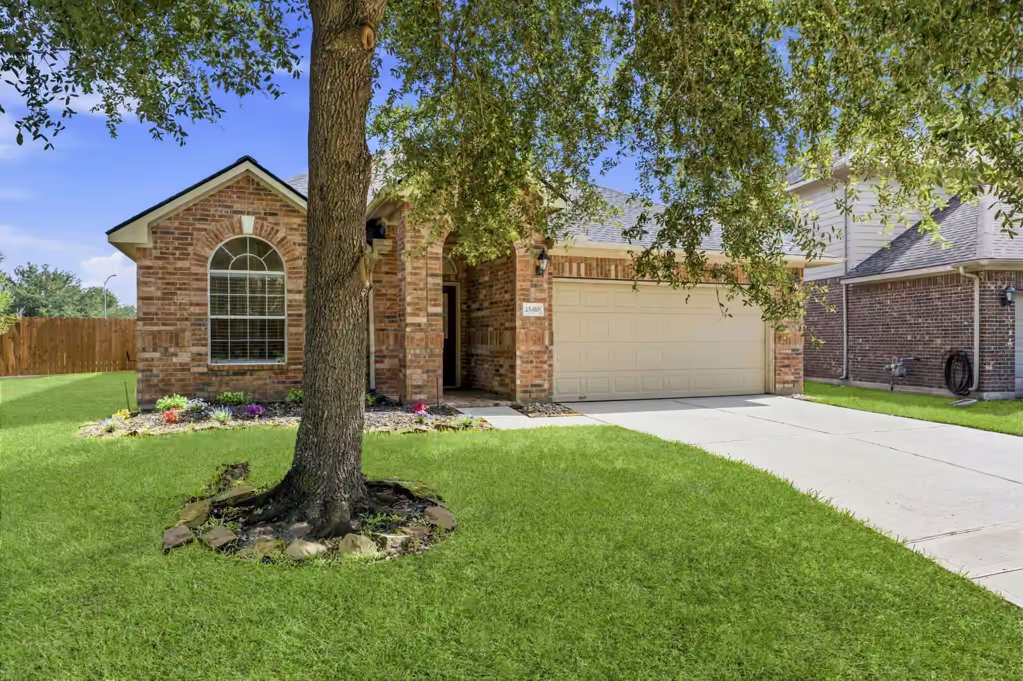 Photo 2 of 23410 W Pine Ivy Lane, Tomball, TX