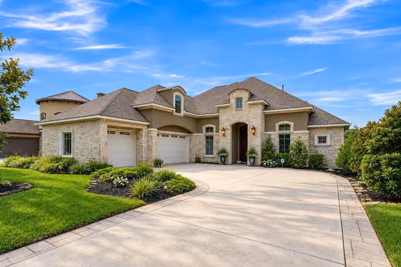 Photo 3 of 12324 White Oak Point, Conroe, TX