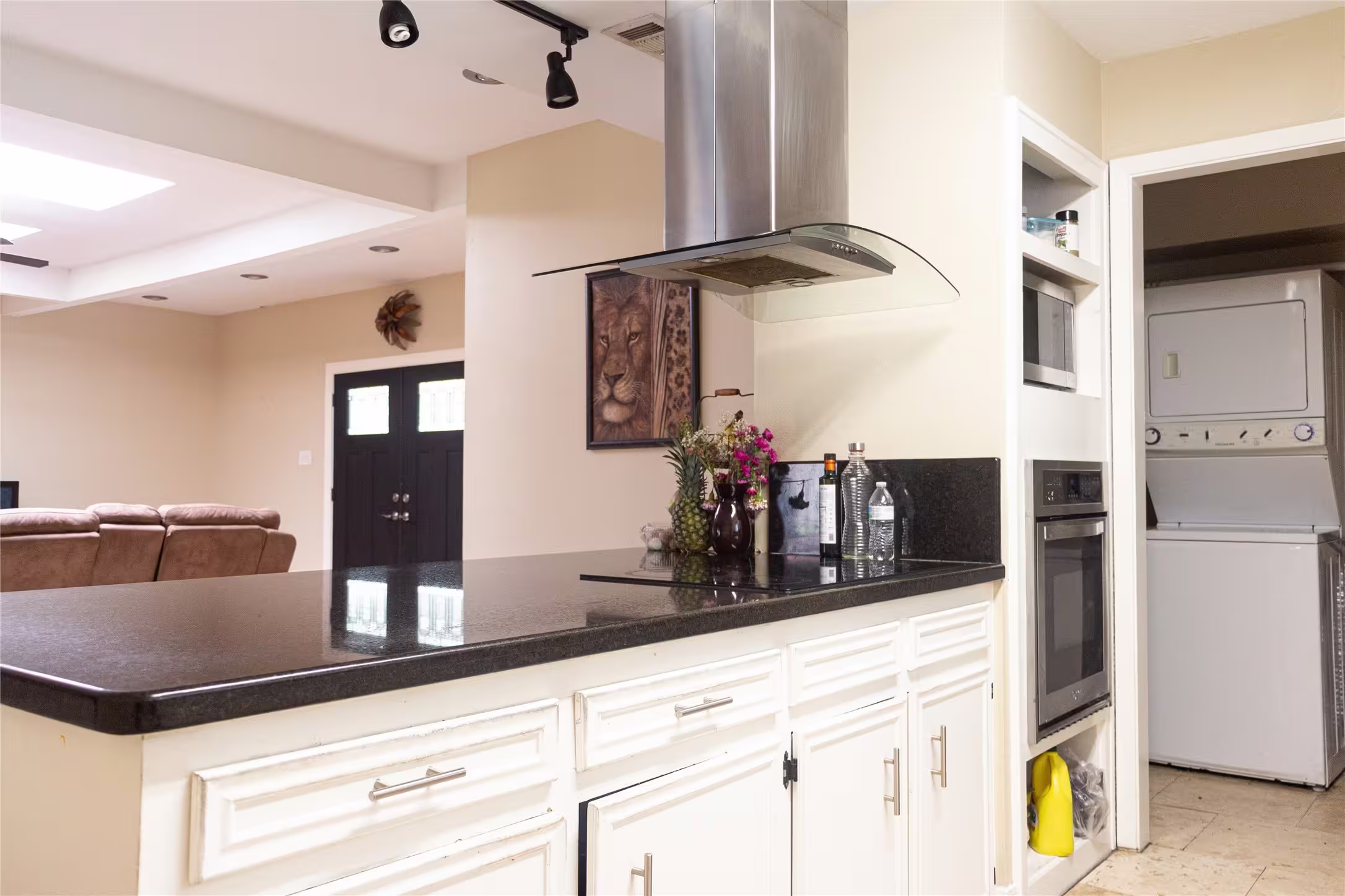 Photo 7 of 15318 Leeds Lane, Jersey Village, TX