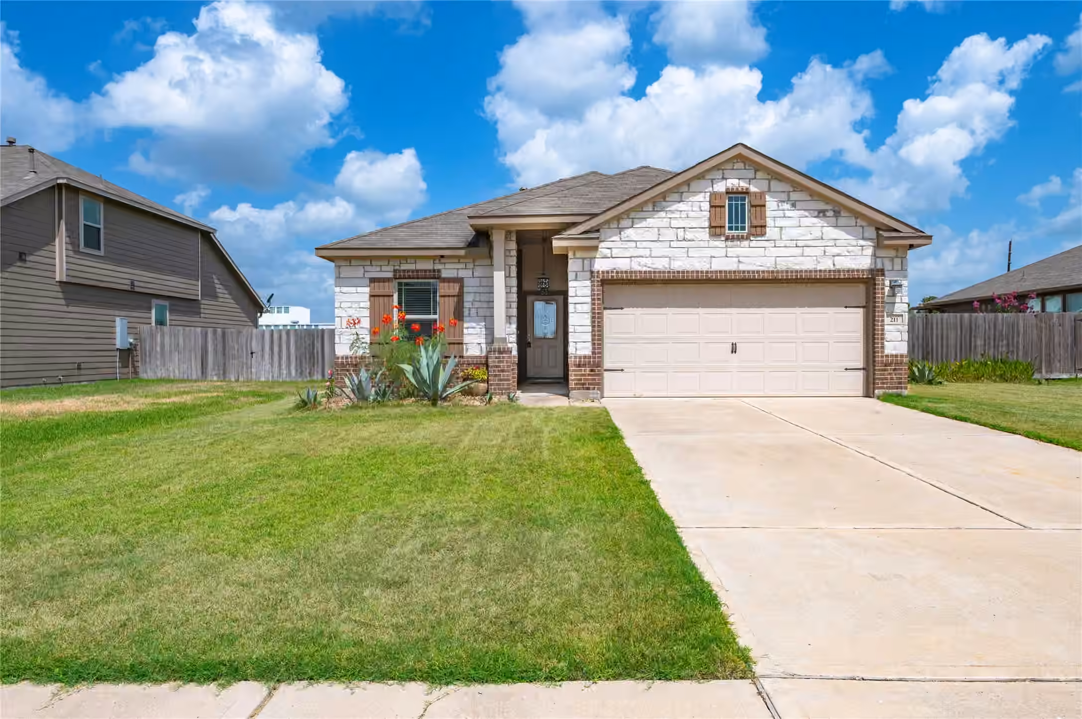 Photo of 211 White Wing Lane, Sealy, TX 77474