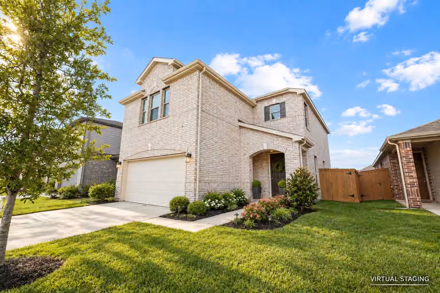 Photo 2 of 21230 Harbor Shore Drive, Cypress, TX