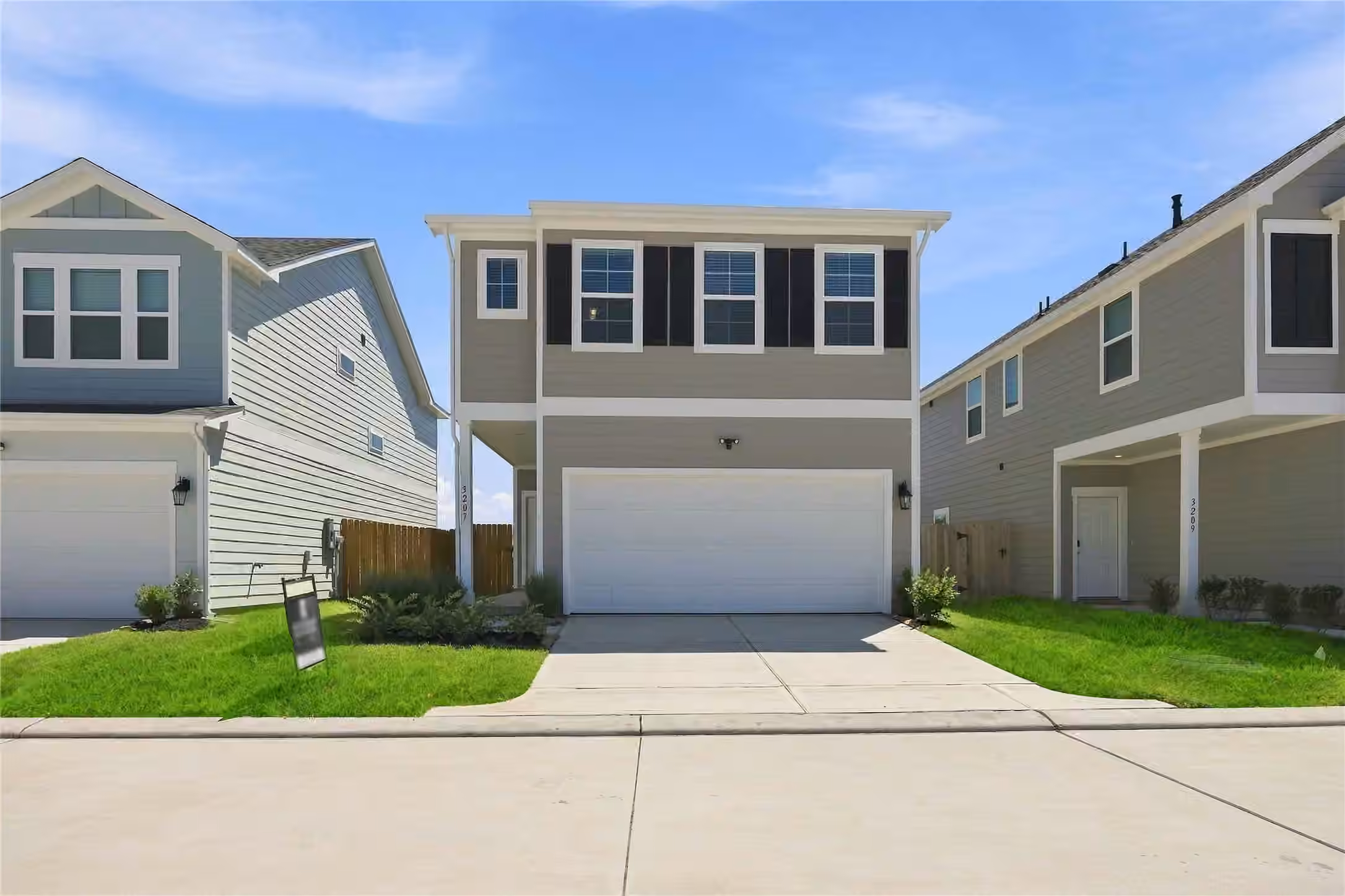 Photo of 3207 Bayou Garden Trail, Houston, TX 77082