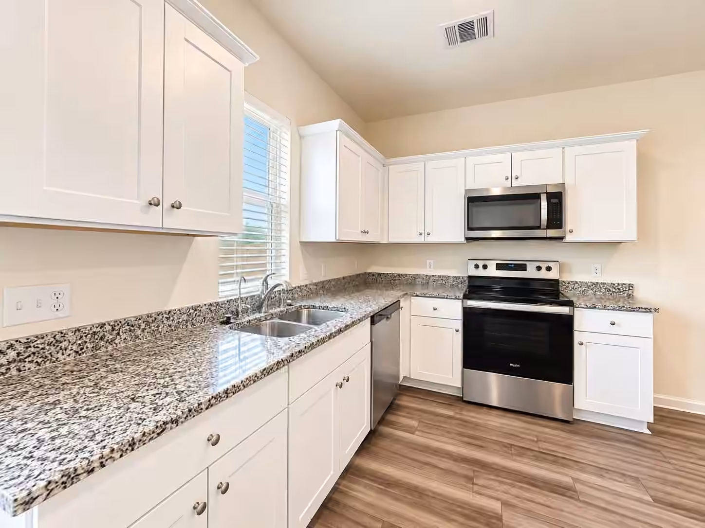 Photo 4 of 10166 Red Orchid Drive, Houston, TX