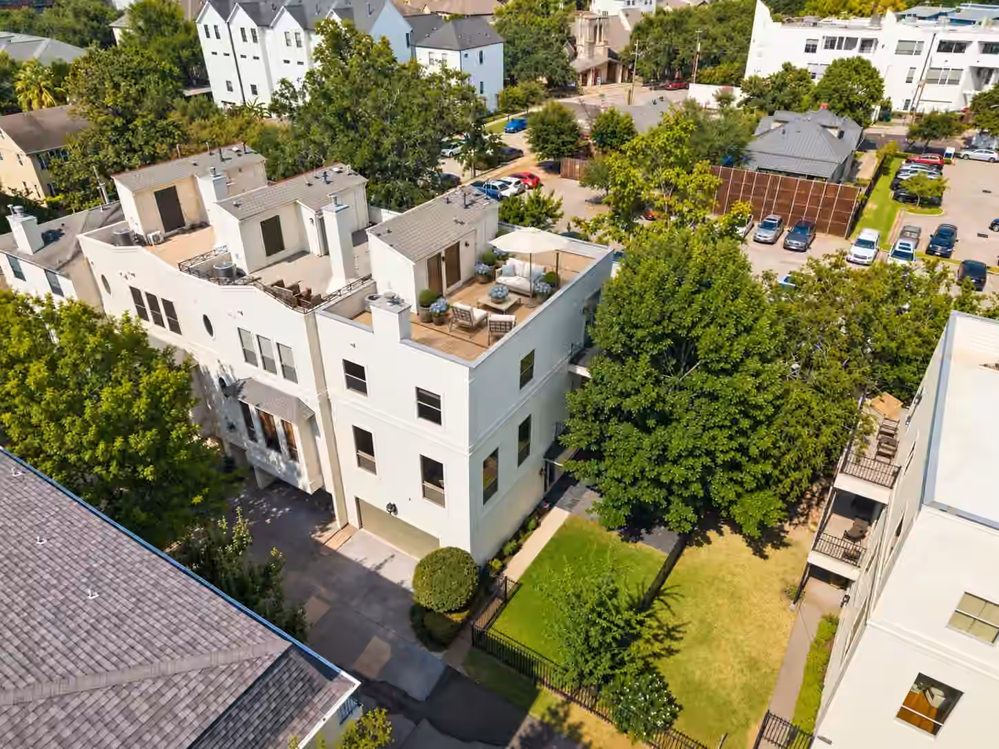 Photo 3 of 1477 Missouri Street, Houston, TX