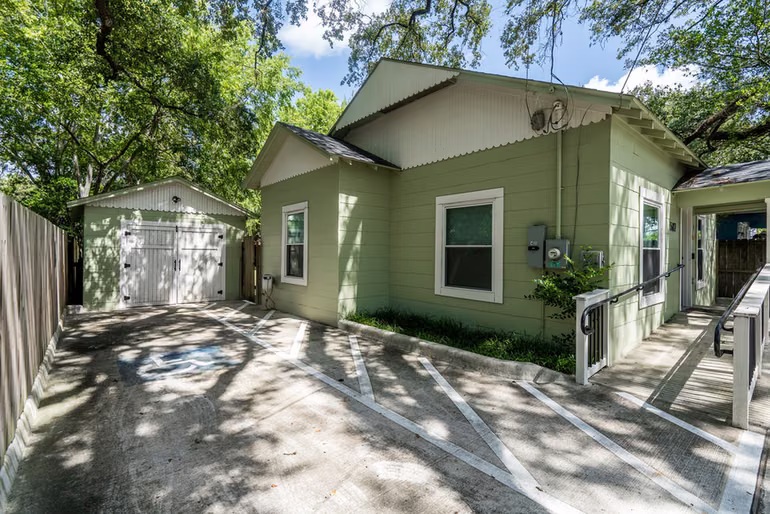 Photo 6 of 502 Malone Street, Tomball, TX