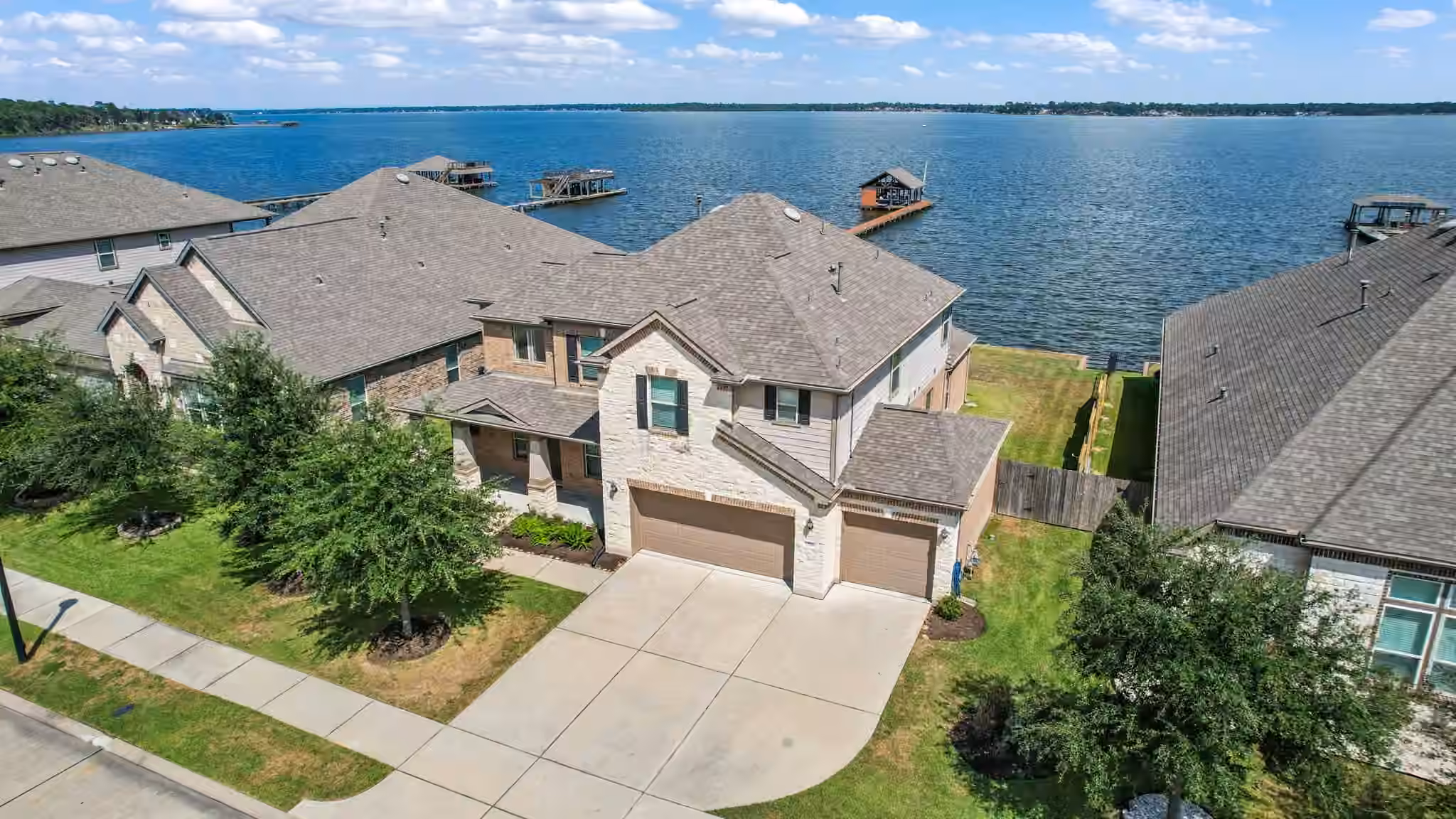 Photo of 15526 Westward Lake Lane, Houston, TX