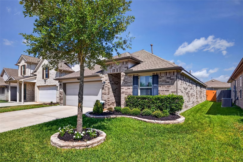 Photo 2 of 25526 Rancho Espirito Lane, Katy, TX
