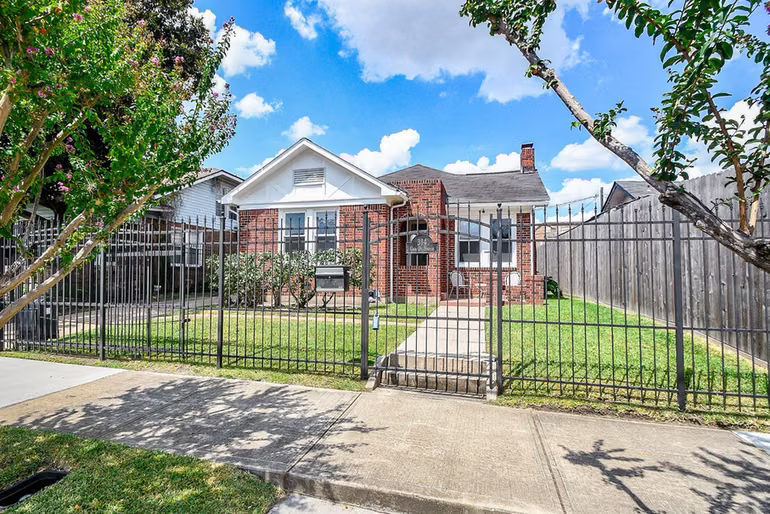 Photo 2 of 314 Everton Street, Houston, TX