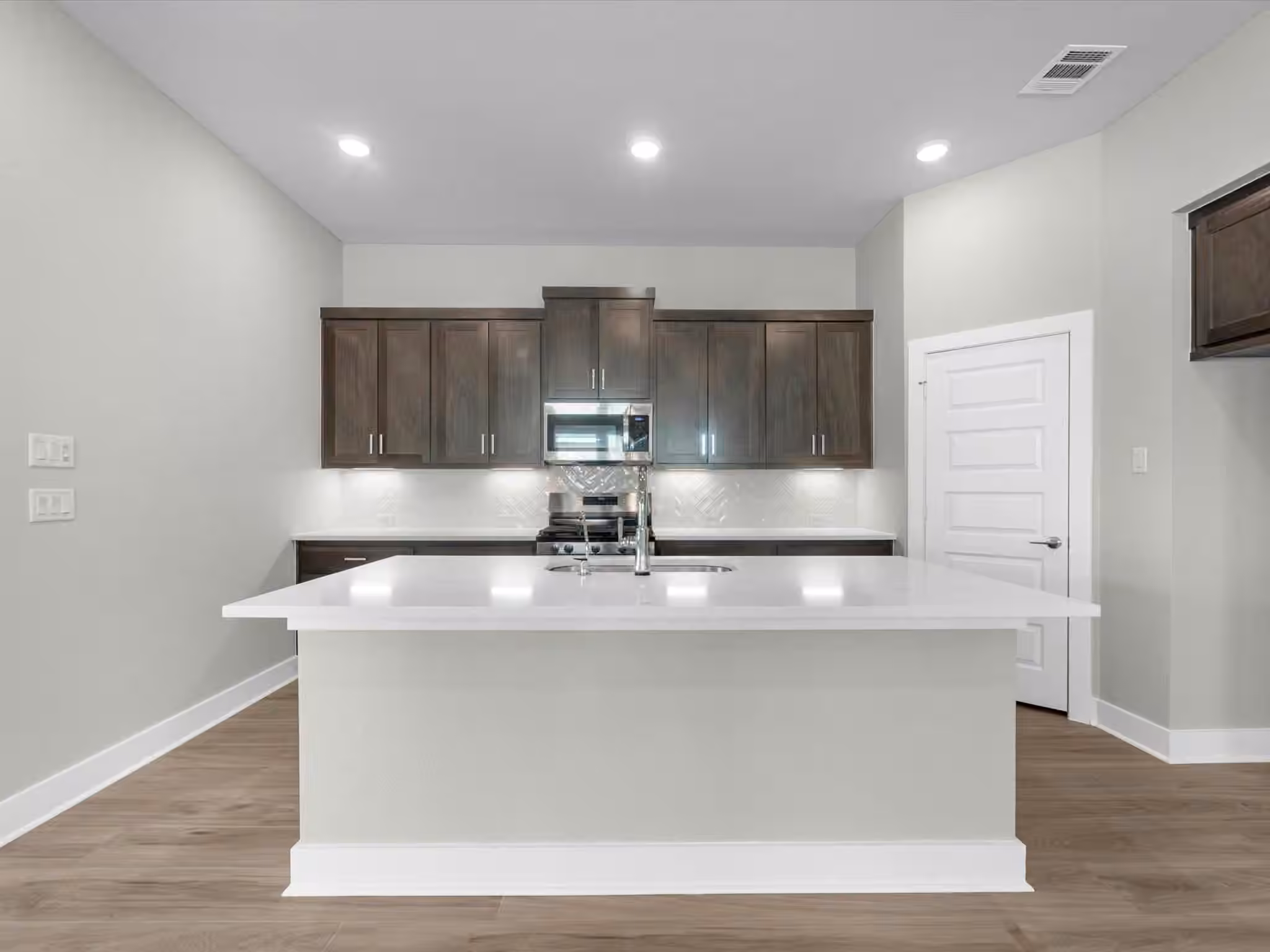 Photo 2 of 14908 Clover Meadow Lane, Montgomery, TX