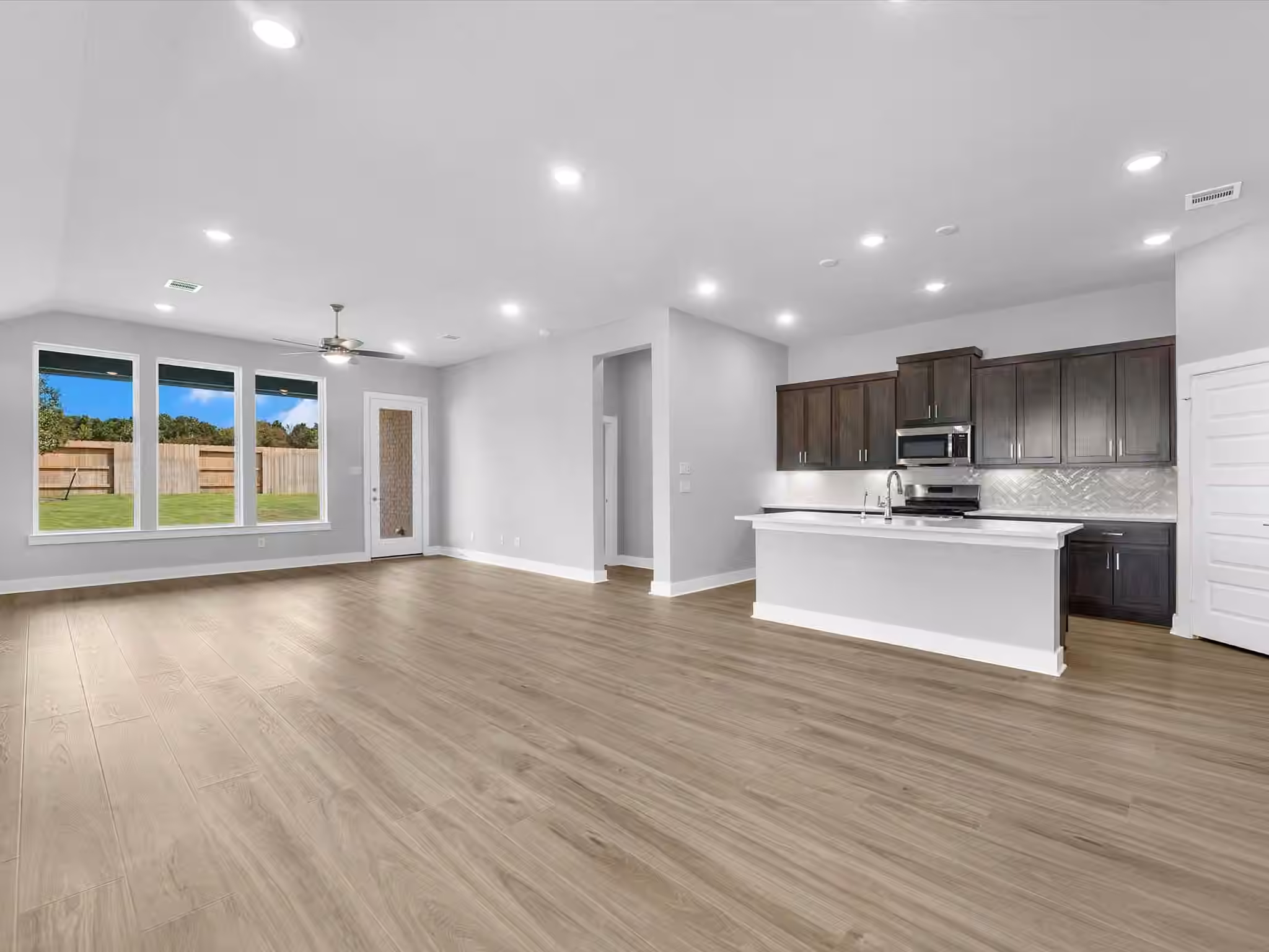 Photo 6 of 14908 Clover Meadow Lane, Montgomery, TX