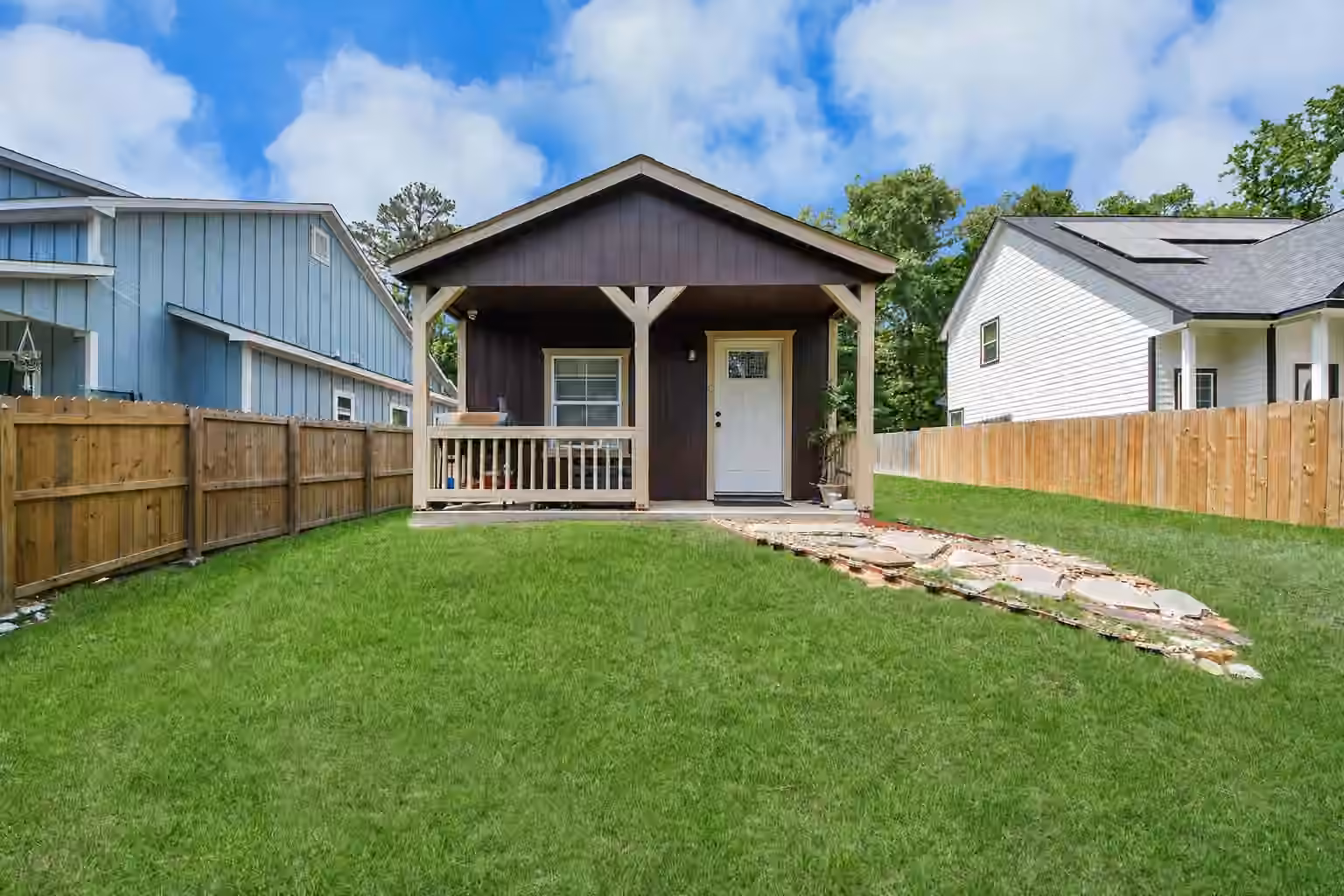 Photo 3 of 14961 Lamar Road, Willis, TX
