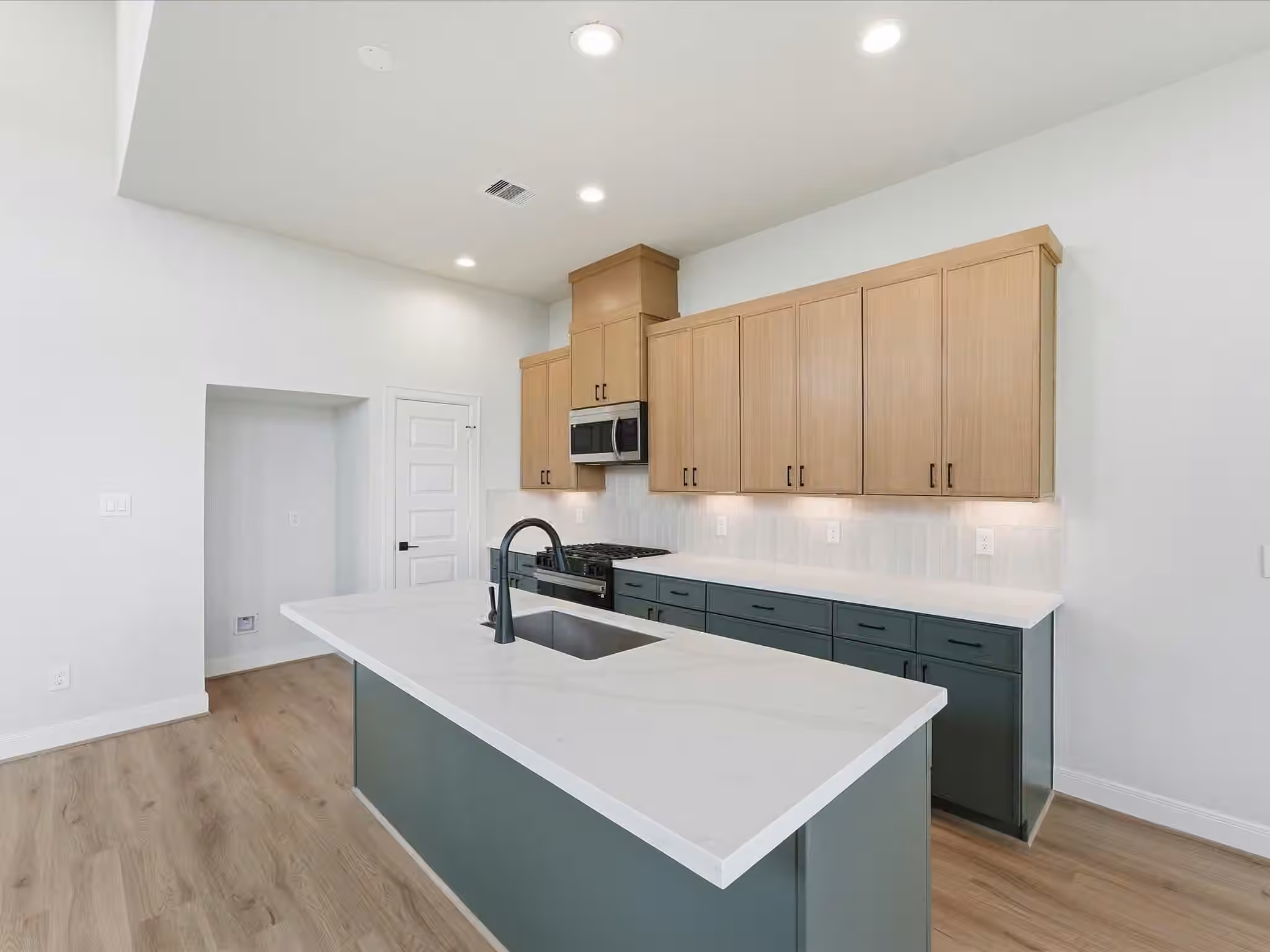 Photo 3 of 9214 Fort George Street, Houston, TX