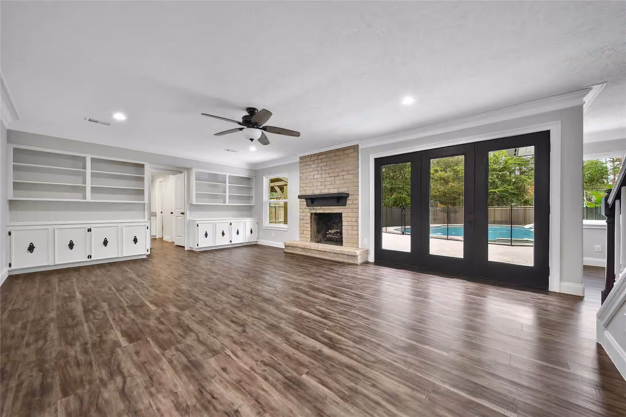 Photo 4 of 6407 Craigway Road, Spring, TX