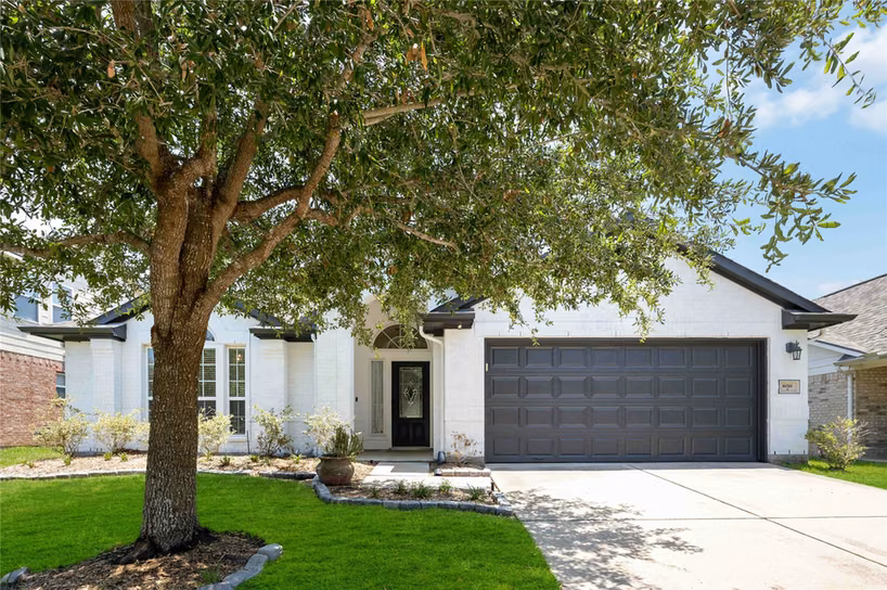 Photo of 6026 Indian Crk, Missouri City, TX