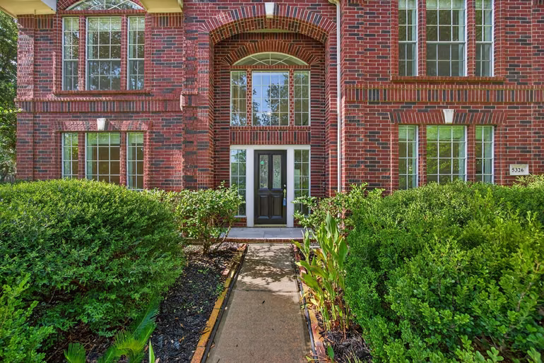 Photo 6 of 5326 Hanneck Valley Lane, Katy, TX