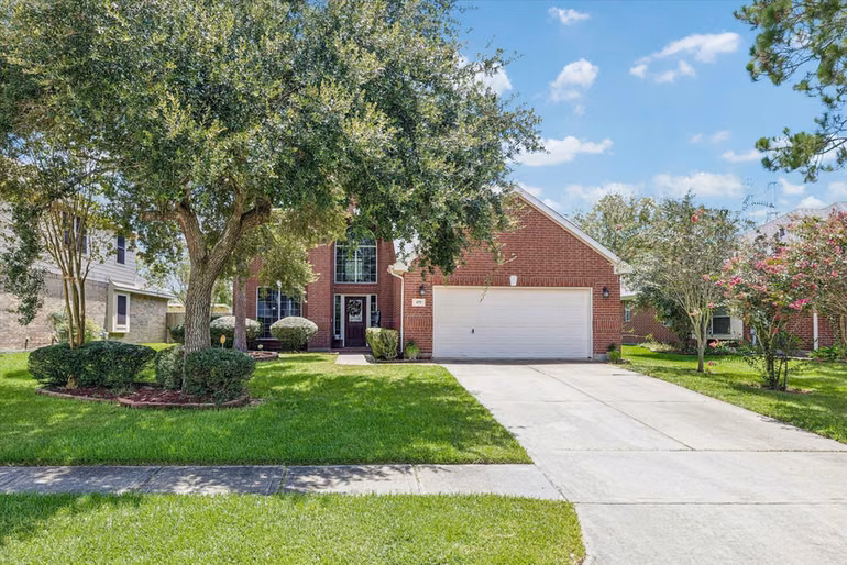 Photo of 429 Blossomwood Drive, League City, TX 77573
