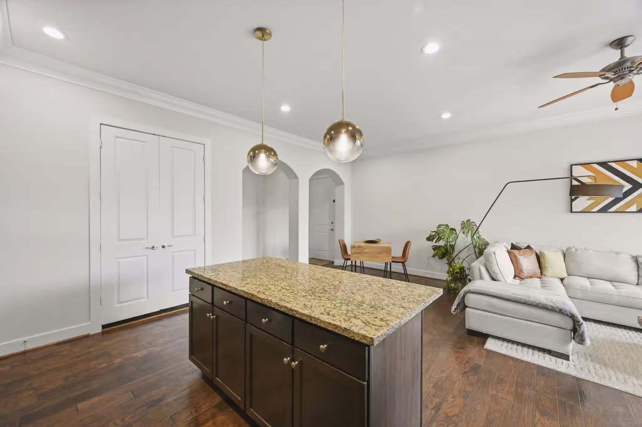 Photo 7 of 510 Lovett Boulevard 301, Houston, TX