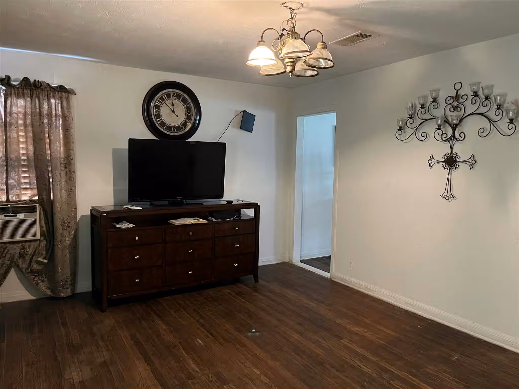 Photo 3 of 2836 Cochran Street, Houston, TX