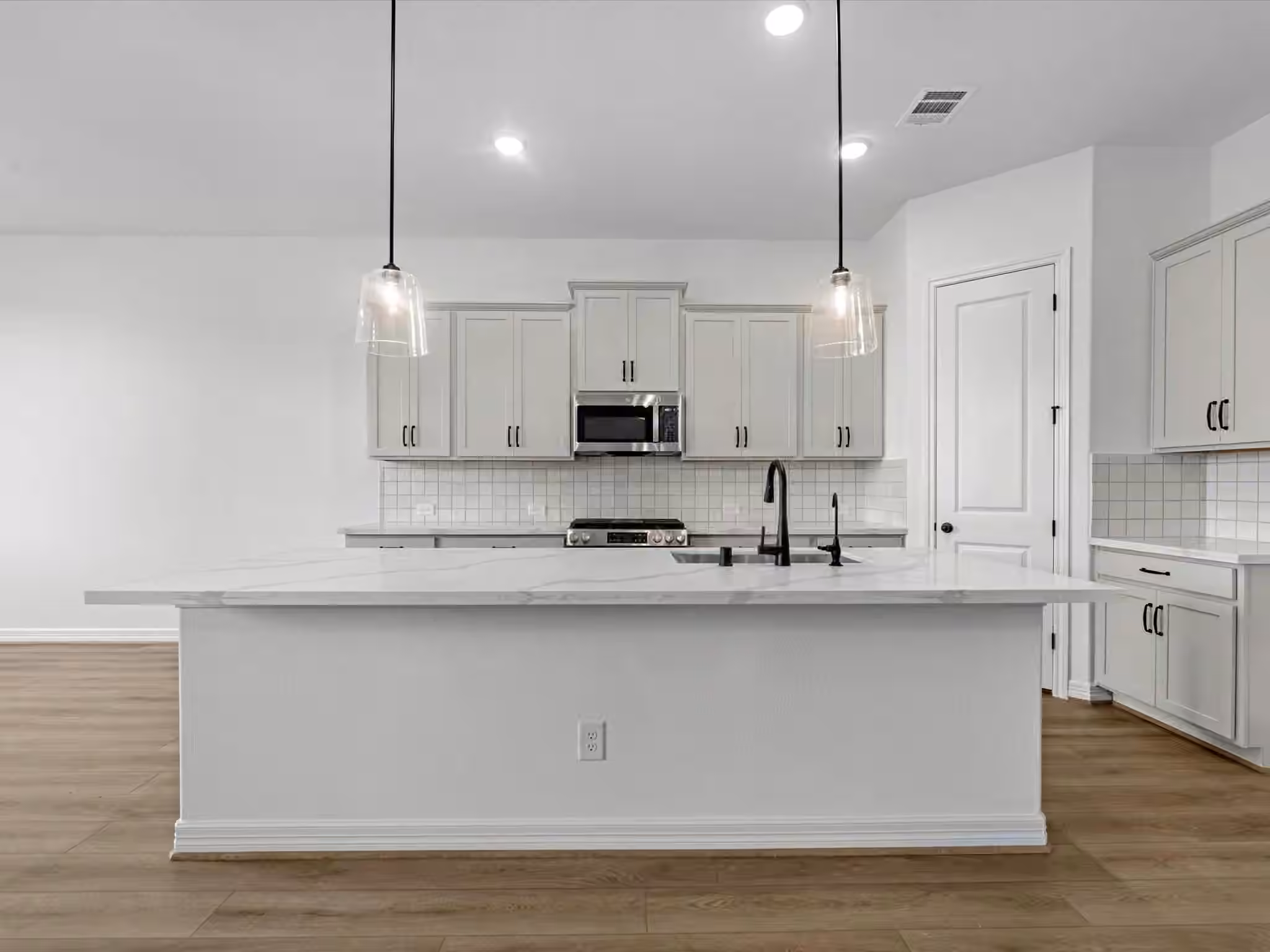 Photo 3 of 634 Beautyberry Way, Rosenberg, TX