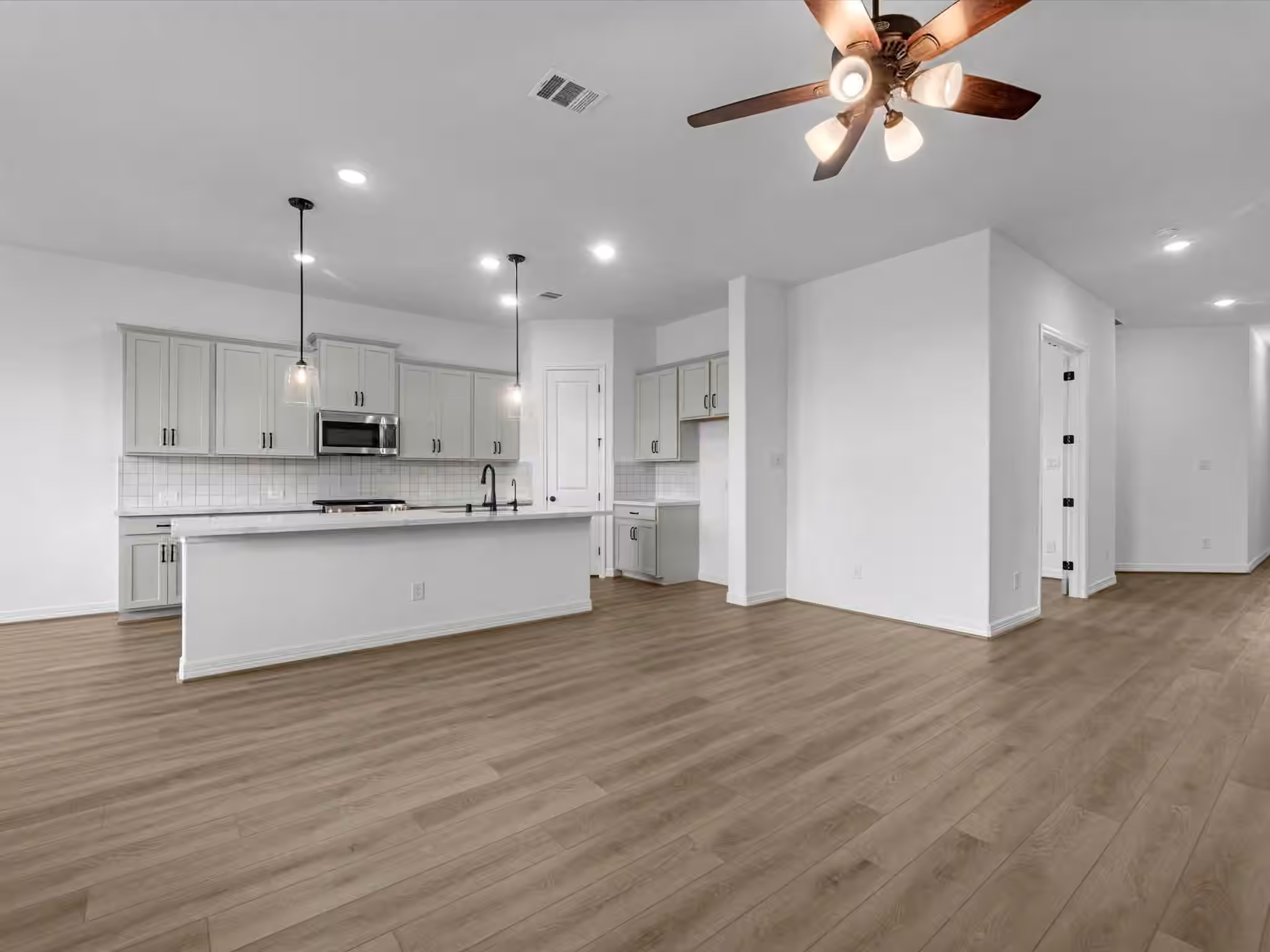 Photo 6 of 634 Beautyberry Way, Rosenberg, TX