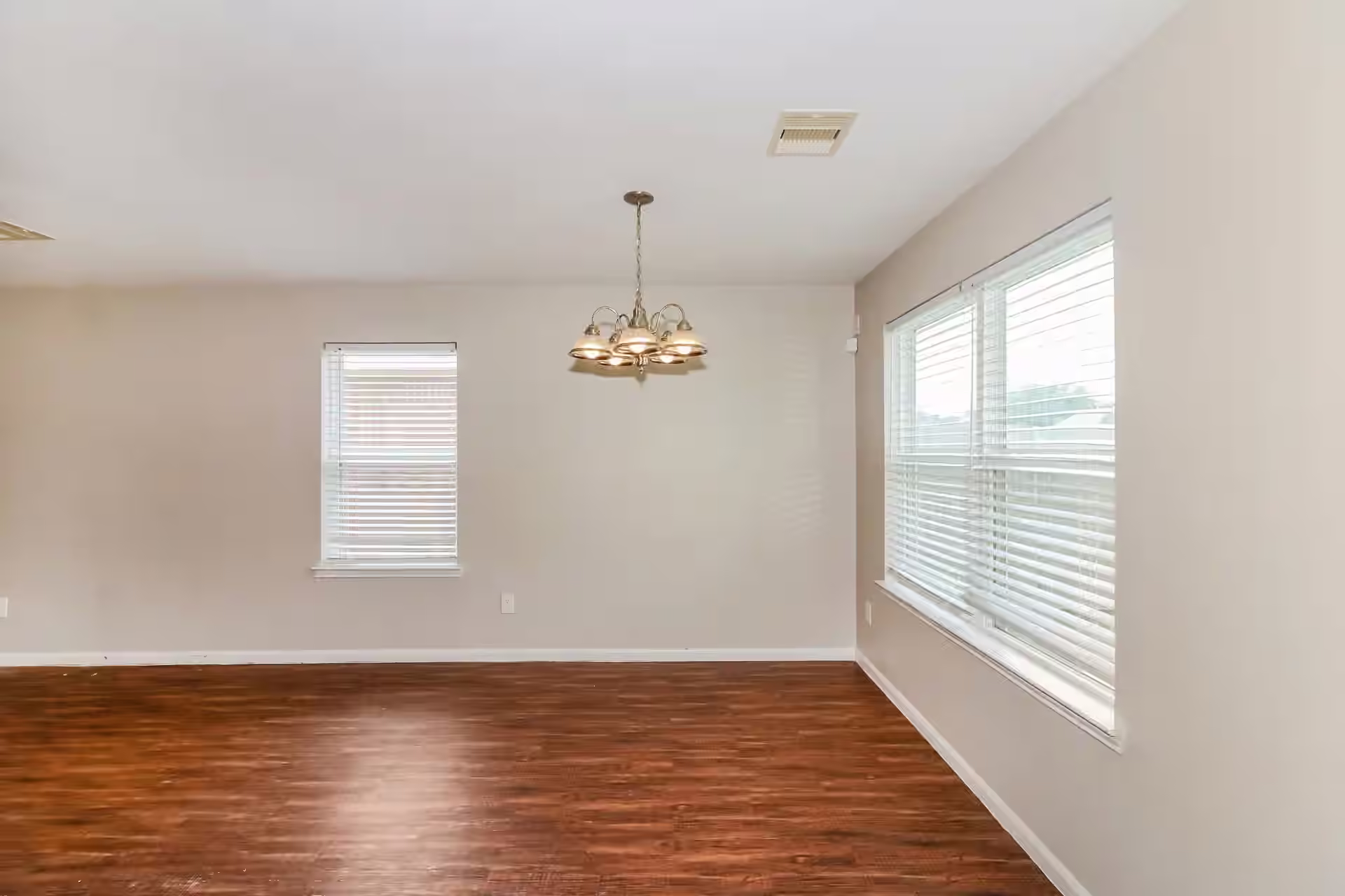 Photo 7 of 5119 Panay Park Drive, Houston, TX